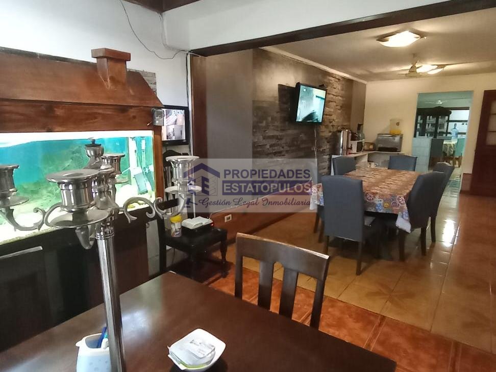 Se Arrienda Hostal en calle Méndez, Antofagasta Centro.