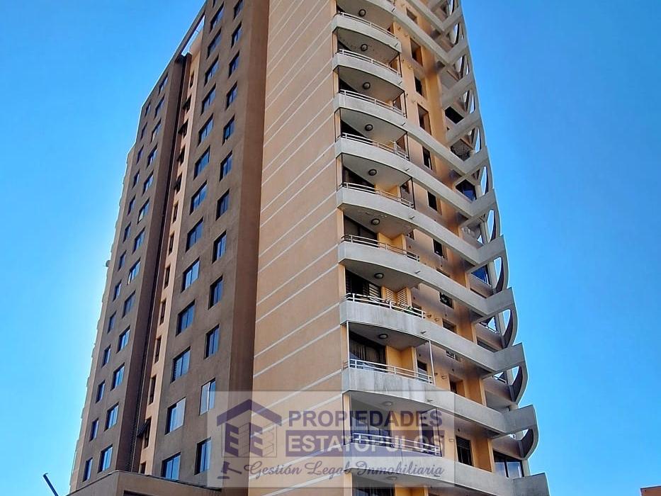 Se Arrienda Departamento en Av Argentina